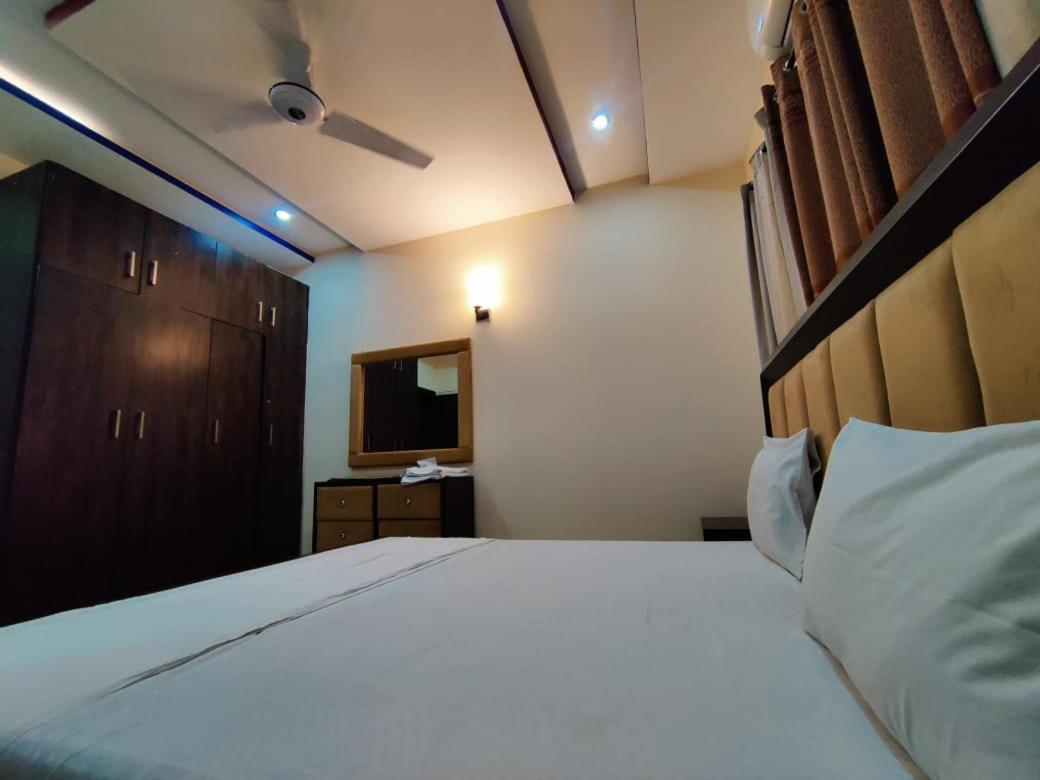 Luxury Guest Rooms Ραβαλπίντι Εξωτερικό φωτογραφία